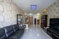Waterfront Gold (D16), Condominium #538011351